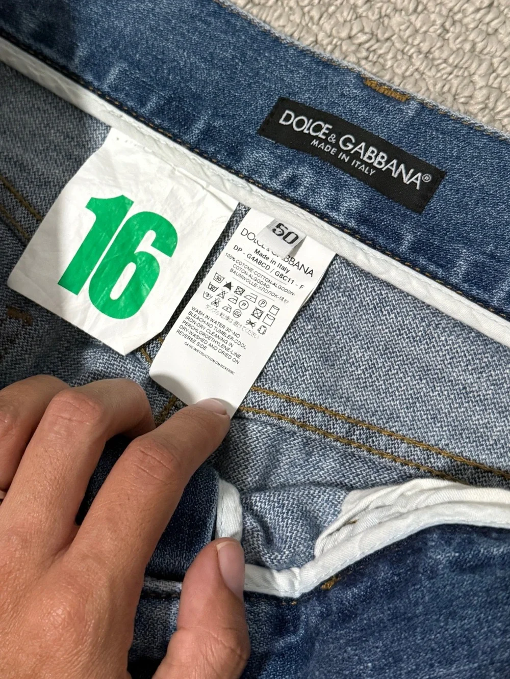 Dolce & Gabbana excellent preloved